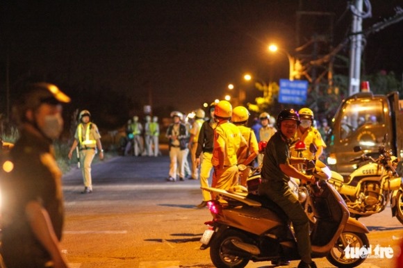 Tuấn ‘khỉ’ bị tiêu diệt, cảnh sát thâu đêm phong tỏa hiện trường