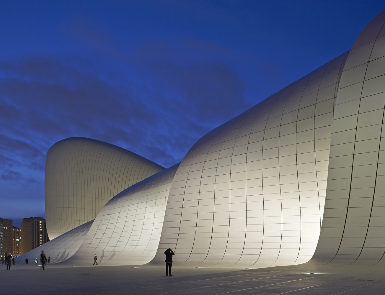 283- LE PLI, CONTINUITÉ OU RUPTURE EN ARCHITECTURE | genevieveblons