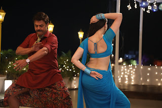 Tamannaah Bhatia Latest Saree Navel Extreme Stills from F2 Movie.