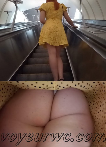 Upskirts 4570-4579 (Secretly taking an upskirt video of beautiful women on escalator)
