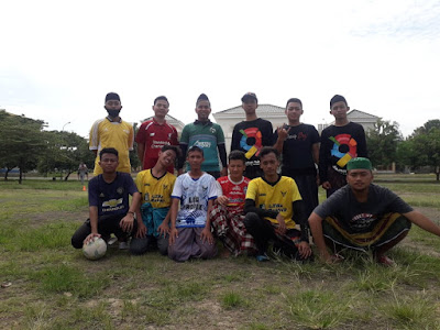 Kegiatan Futsal Santri SMK Bayt Al Hikmah yang dilakukan pada kegiatan Fun Saturday
