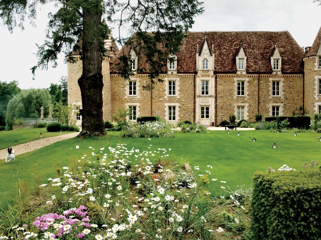 Weekday Wanderlust | Places: Domaine des Etangs, Massignac, Charente