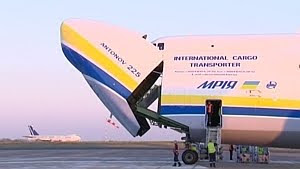 Découvrez l'Antonov An-225, le plus gros avion au monde