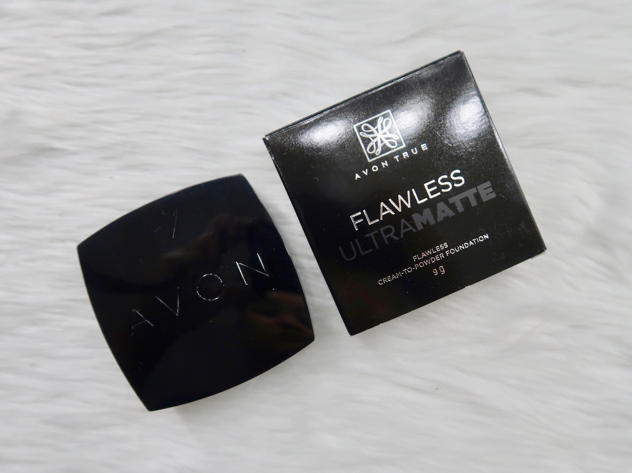 NEW Avon True Flawless Ultra Matte Cream To Powder Foundation review
