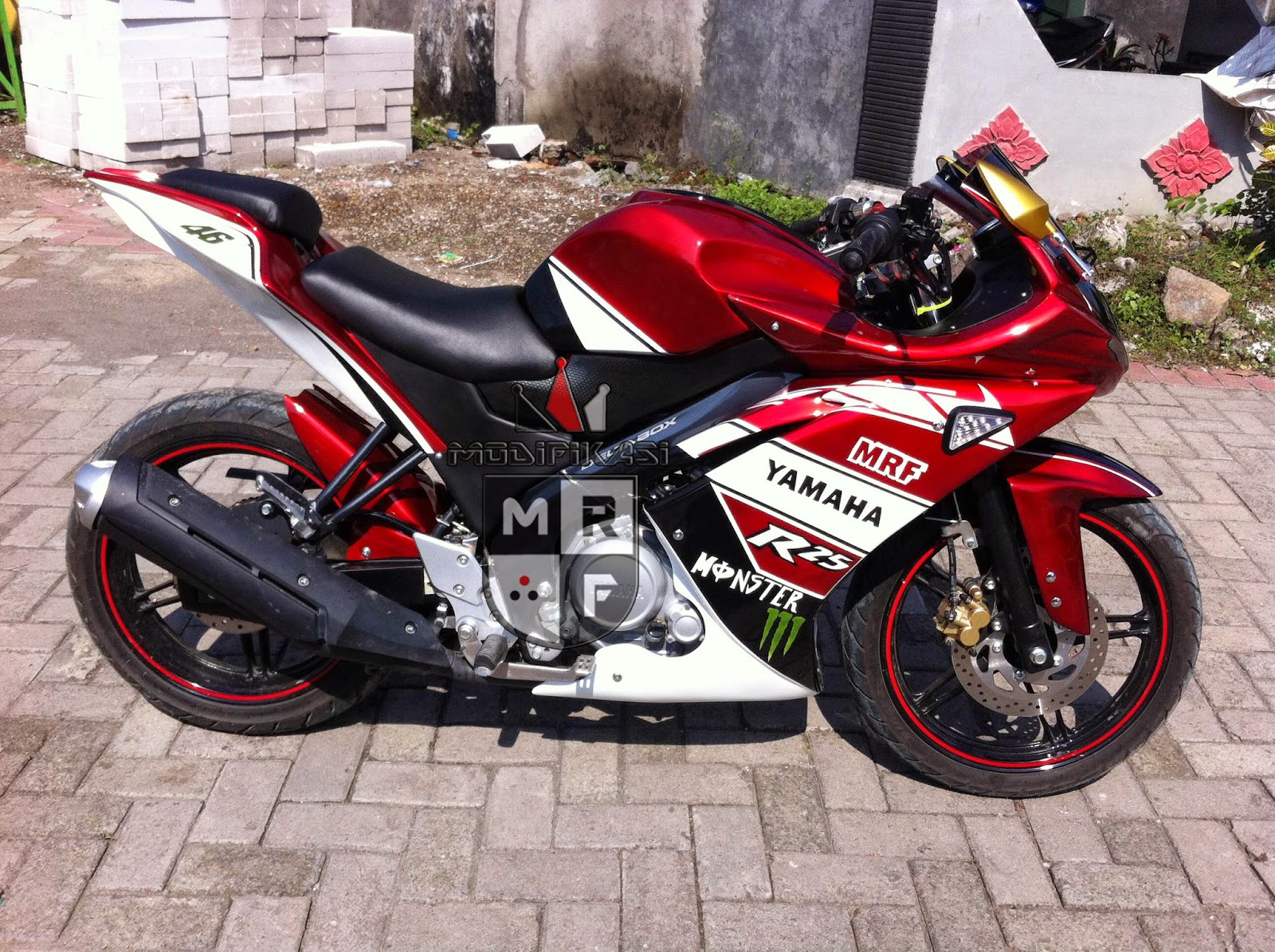 MRF Modifikasi: Body kit new Vixion model R25