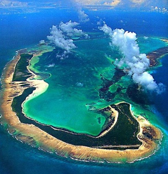 Cocos Island, Puntarenas, Costa Rica (with Map & Photos)