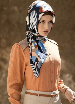 Model hijab untuk wajah lonjong Tips berhijab untuk wajah lonjong