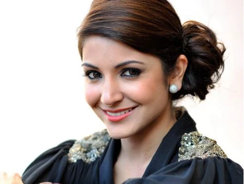 Anushka Sharma dreamed of becoming a journalist