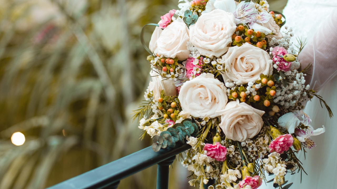 Beccy S Place New Release Rose Bouquet Set