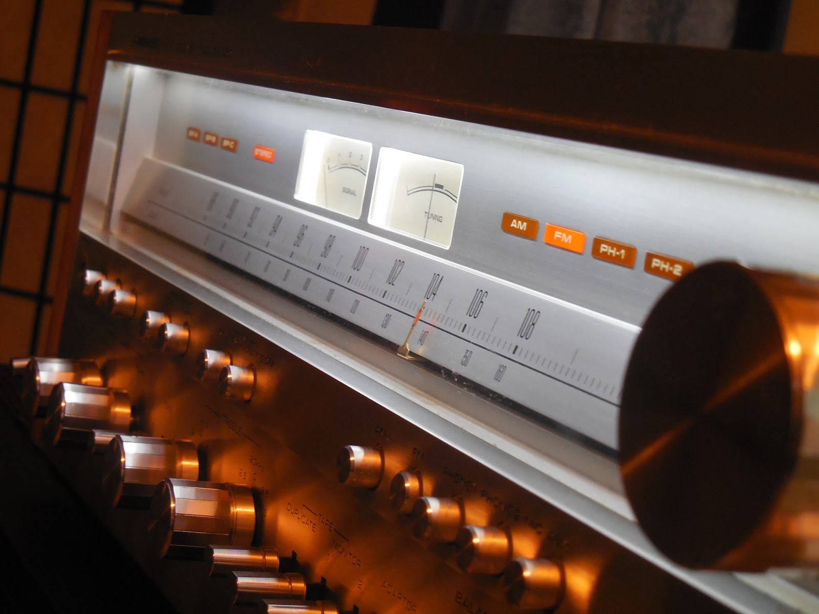 Vintage HiFi Audio Restorations Pioneer SX1250 Another Restoration!