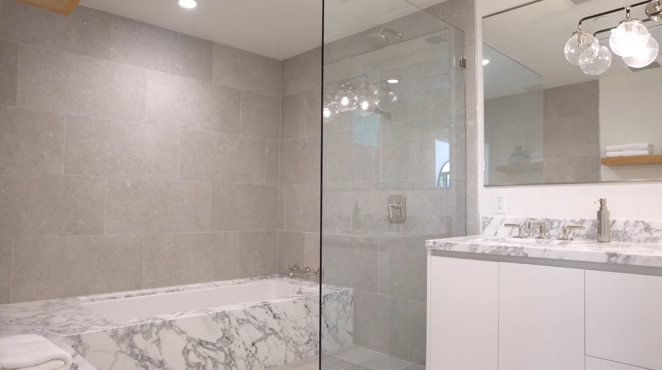 22 Photos vs. 812 HUNTLEY DR #105, West Hollywood CA vs. Luxury Home Interior Design Tour
