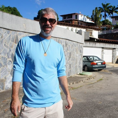 La Parada Poética José Antonio Parra / Fragmentos naranja