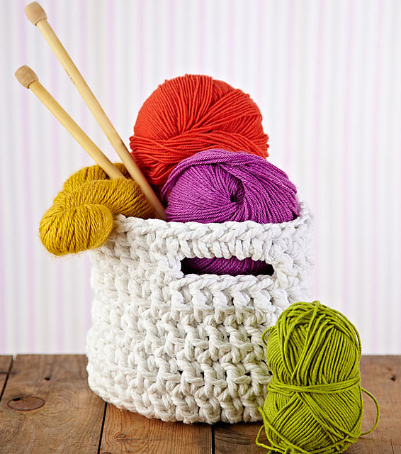 Fiber Flux: Crochet Baskets...12 Pretty Ways To Organize!