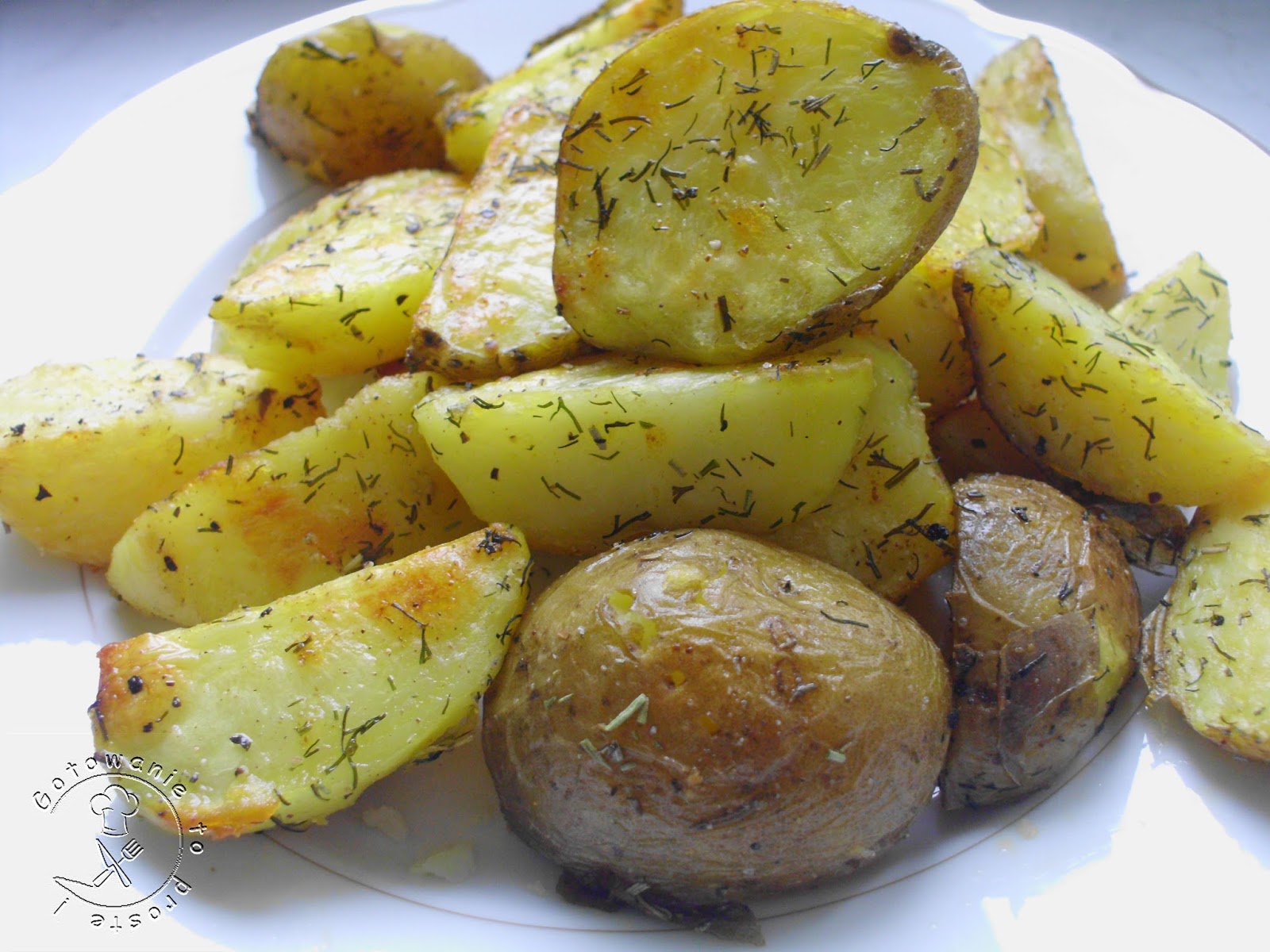 Украшение из вареной картошки