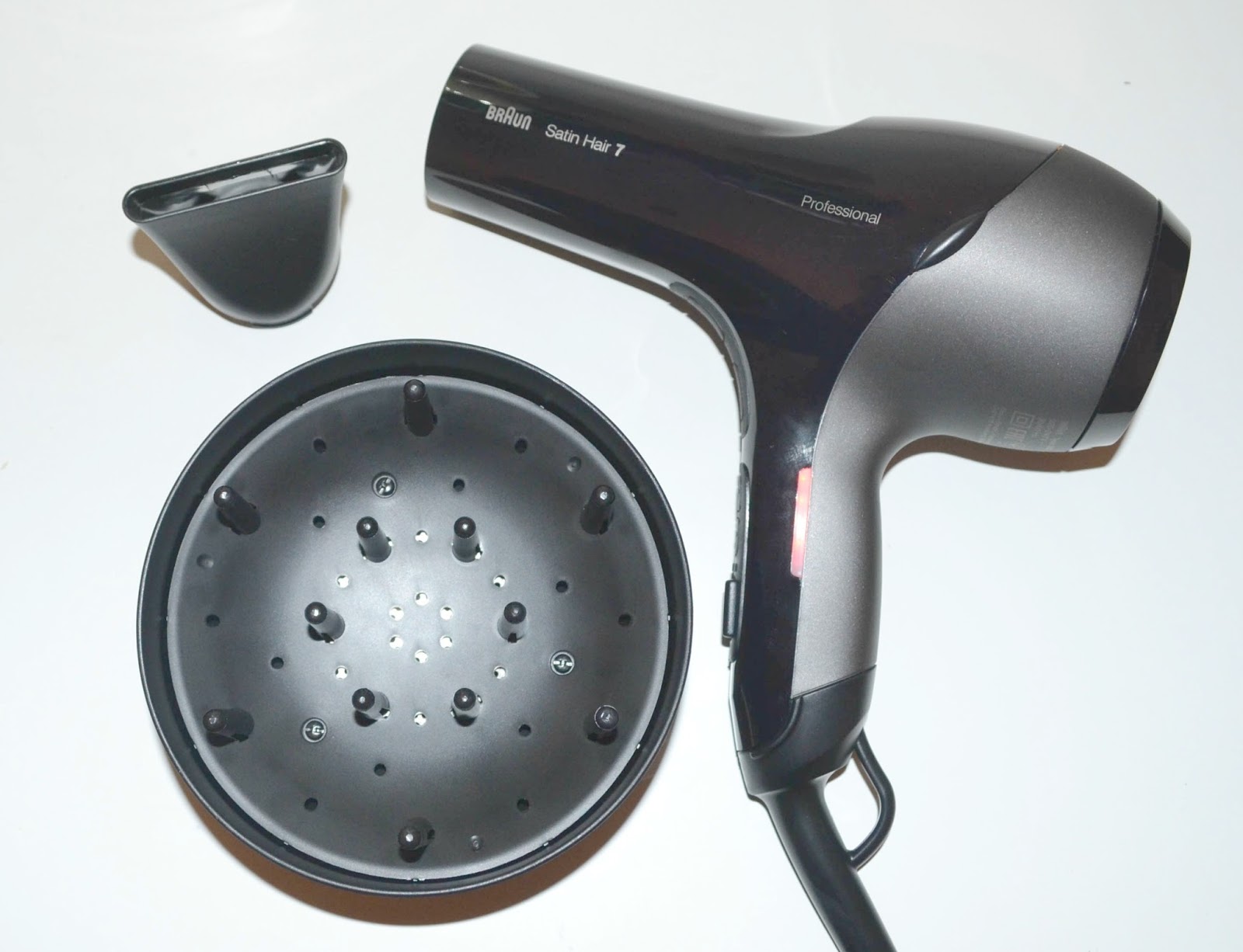 Braun SensoCare Hairdryer Review - Beautiful Solutions