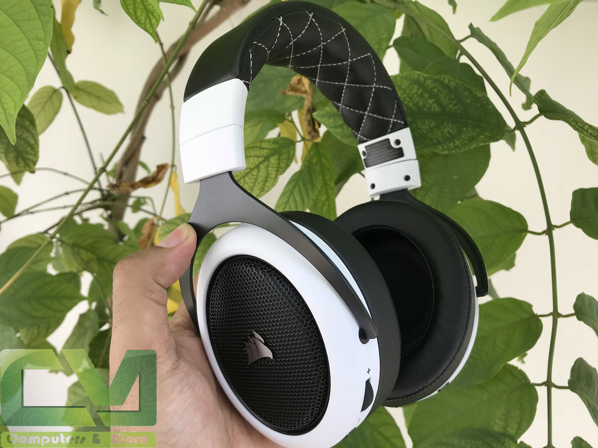 Corsair HS70 Wireless Gaming Headset Review Computers and More Reviews, Configurations and