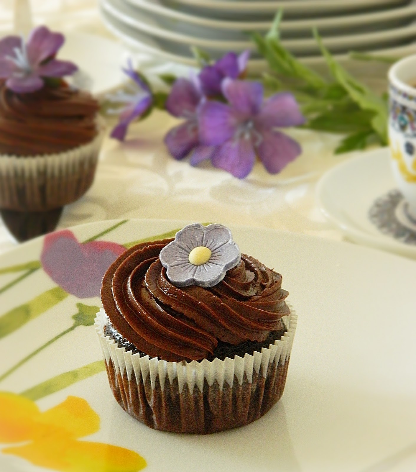 Dr Ola&amp;#39;s kitchen: Chocolate Cupcakes with Chocolate ganache frosting ...