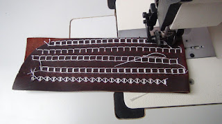 Máquina de costura ponto decorativo para estofados Tamer Máquinas