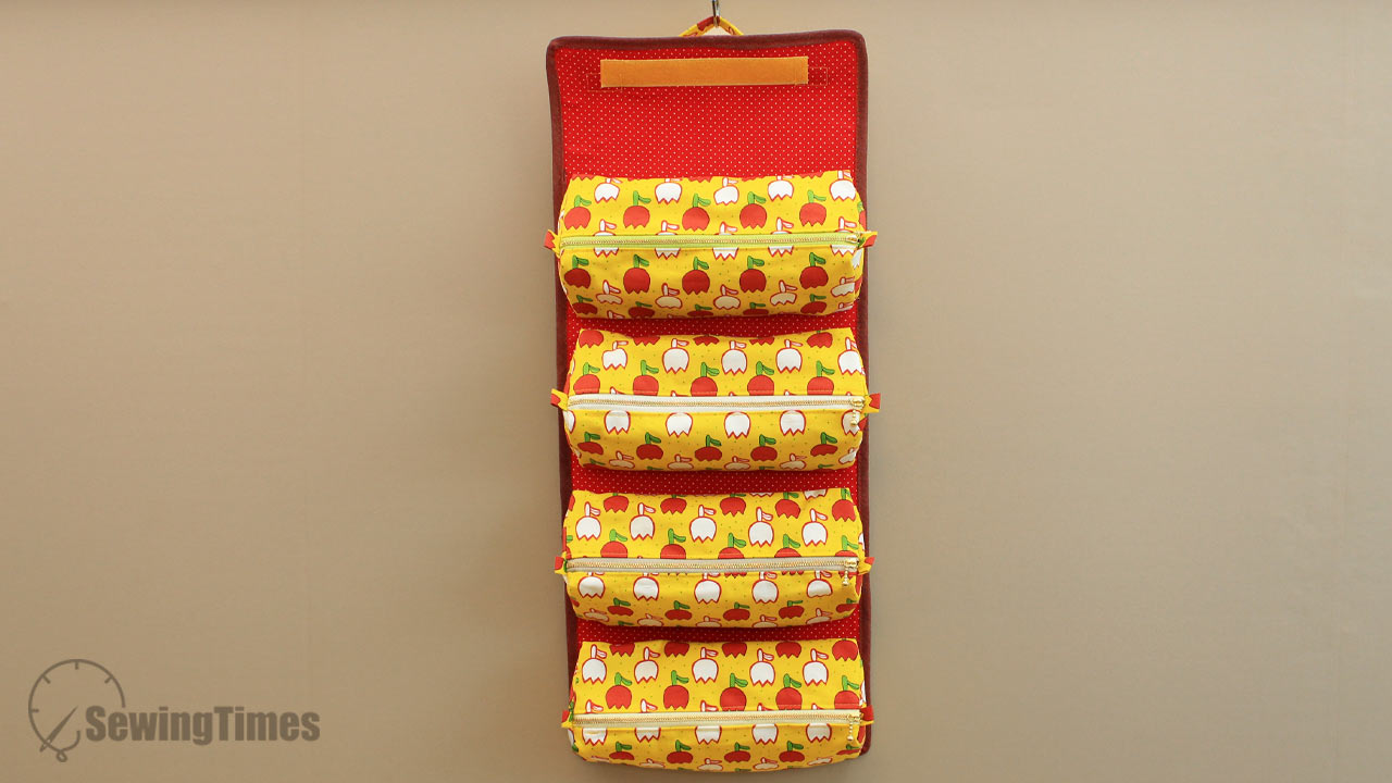 DIY Roll Up Makeup Bag