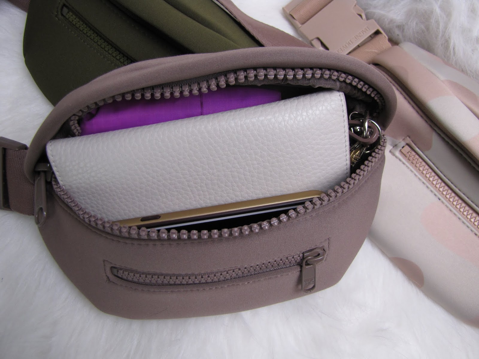 Totes Dagne: Dagne Dover Ace Fanny Pack Review