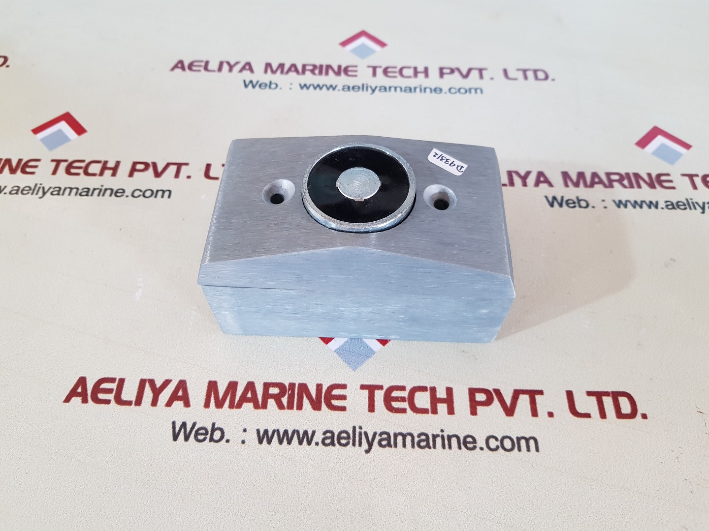 EDWARDS 1508-AQ MOUNTED-SURFACE 24V - Aeliya Marine