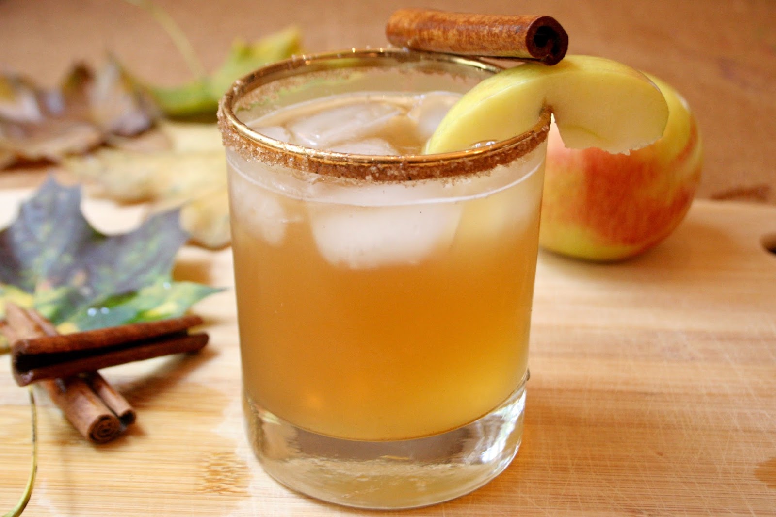 Apple Pie Cocktail Sarah Nick apple-pie-cocktail-sarah-nick