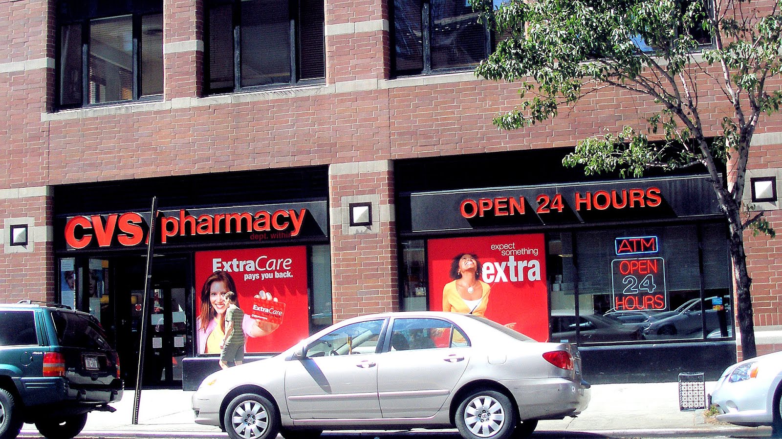 What time do cvs pharmacy open on sunday