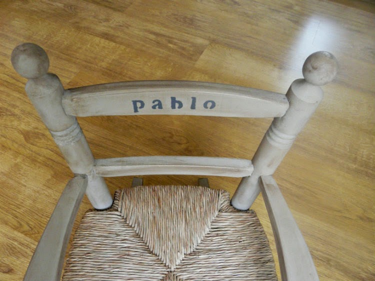 Silla restaurada para bebé Pablo