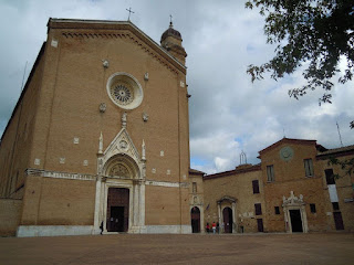 Siena: Piazza San Francesco
