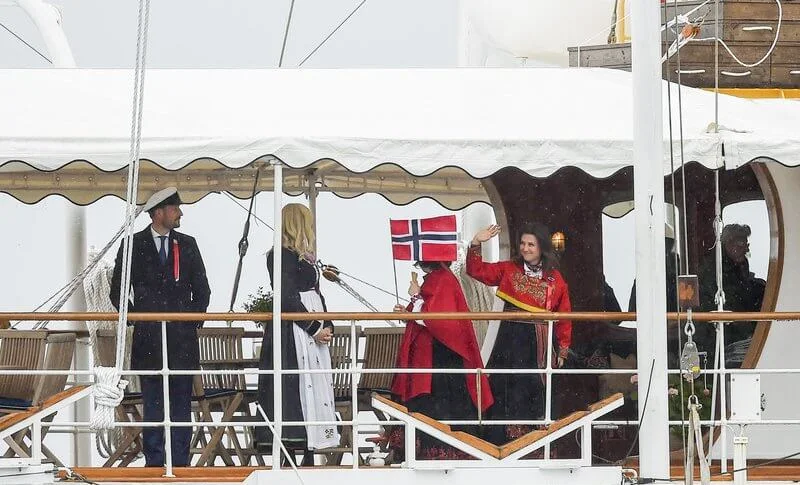 Crown Prince Haakon, Crown Princess Mette Marit, Princess Märtha Louise and Maud Angelica Behnn