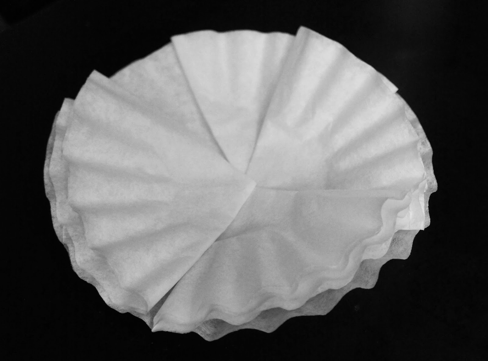 Mommatastic D.I.Y. Coffee Filter Flower