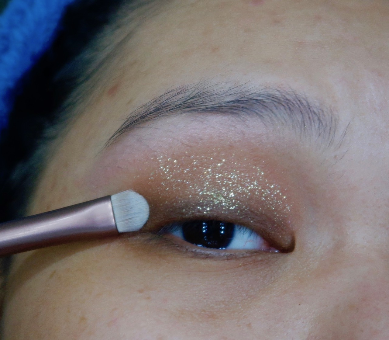 Black glitter smokey eyeshadow tutorial using our Ultra Glam eyeshadow, Glitter Eyeshadow Tutorial