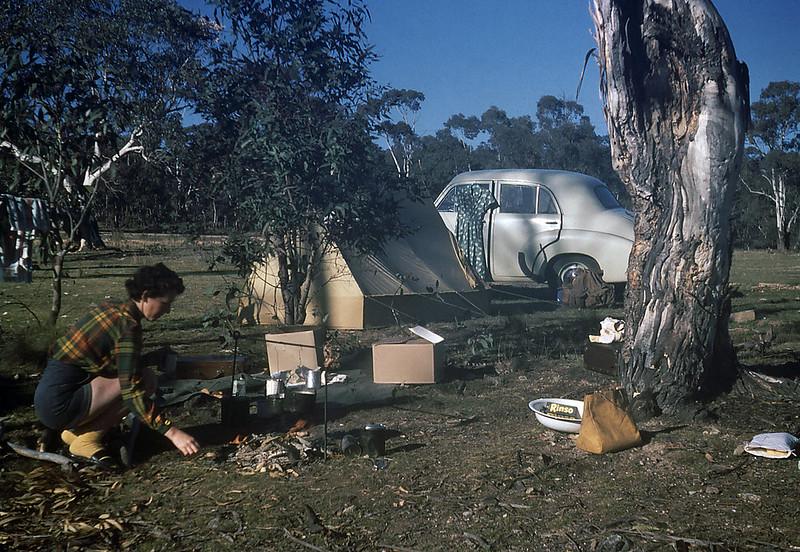 Wonderful Life of Australia in the Early 1950s Through a Bushwalker's