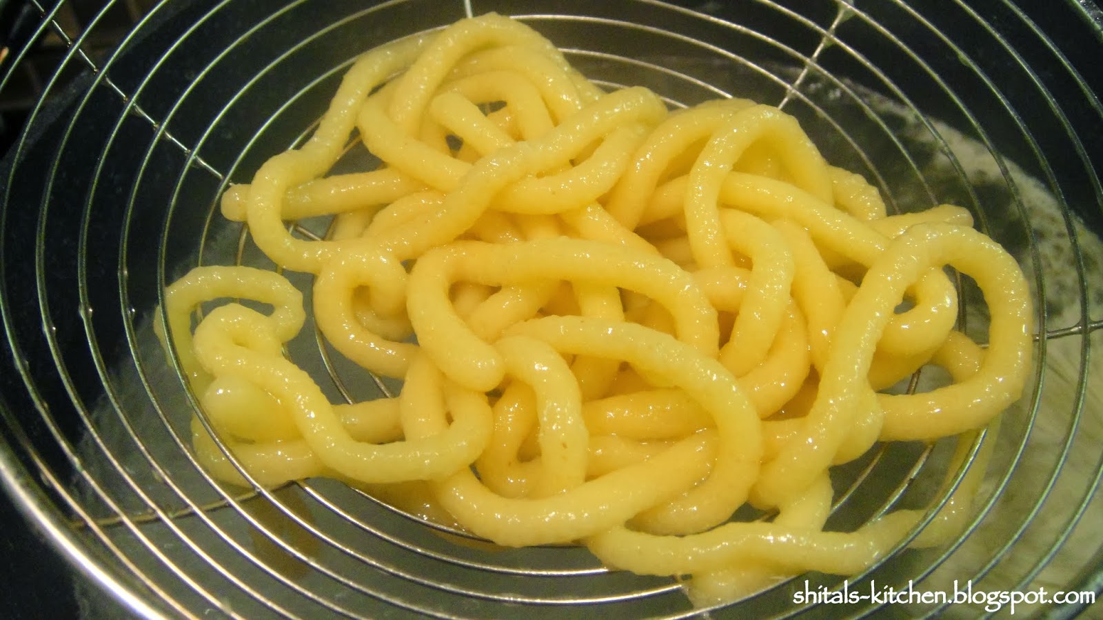 Shital'sKitchen Eggless Spaghetti with Alfredo Sauce