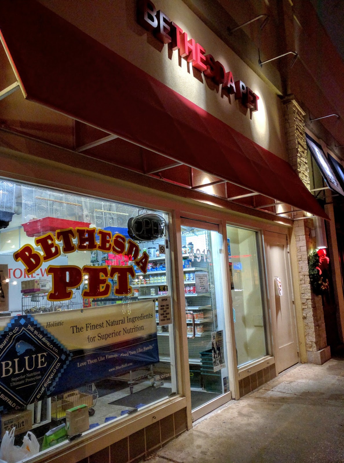 Robert Dyer Bethesda Row Bethesda Pet Shoppe closing