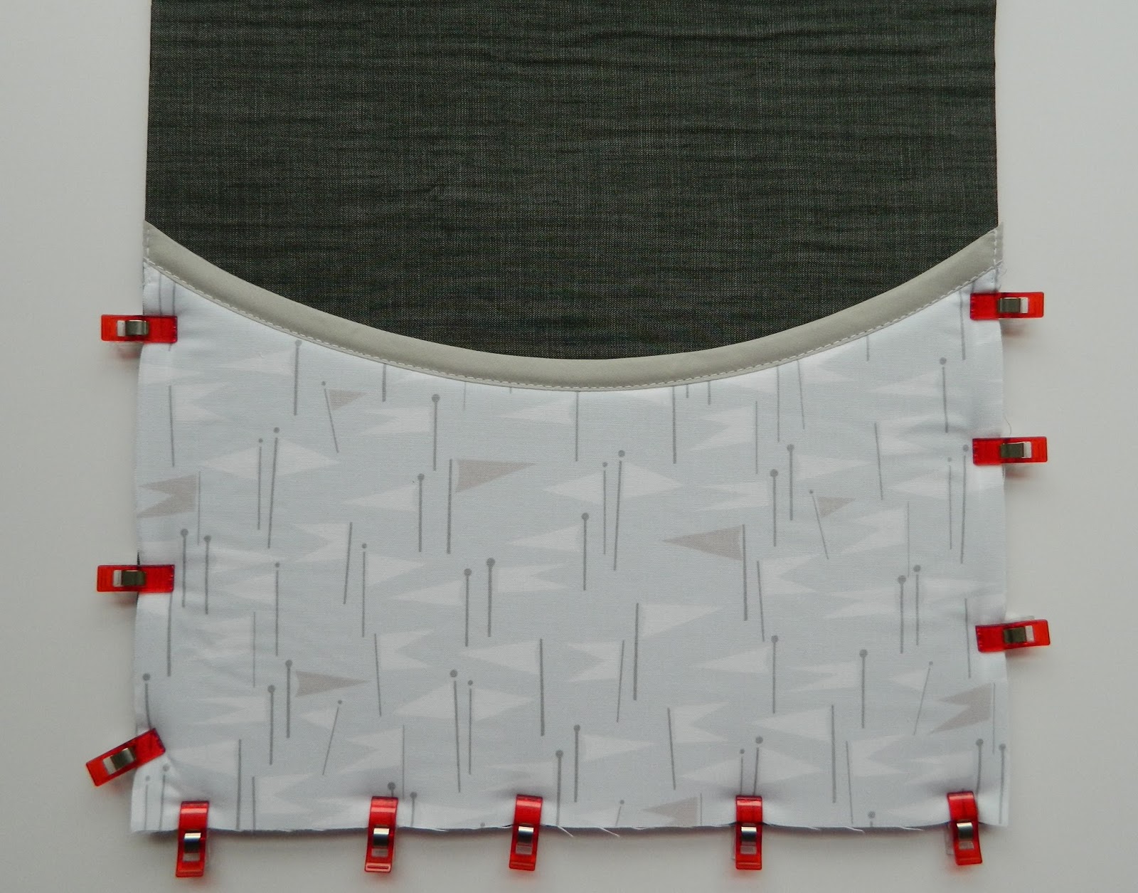 wall pocket organizer {a tutorial}