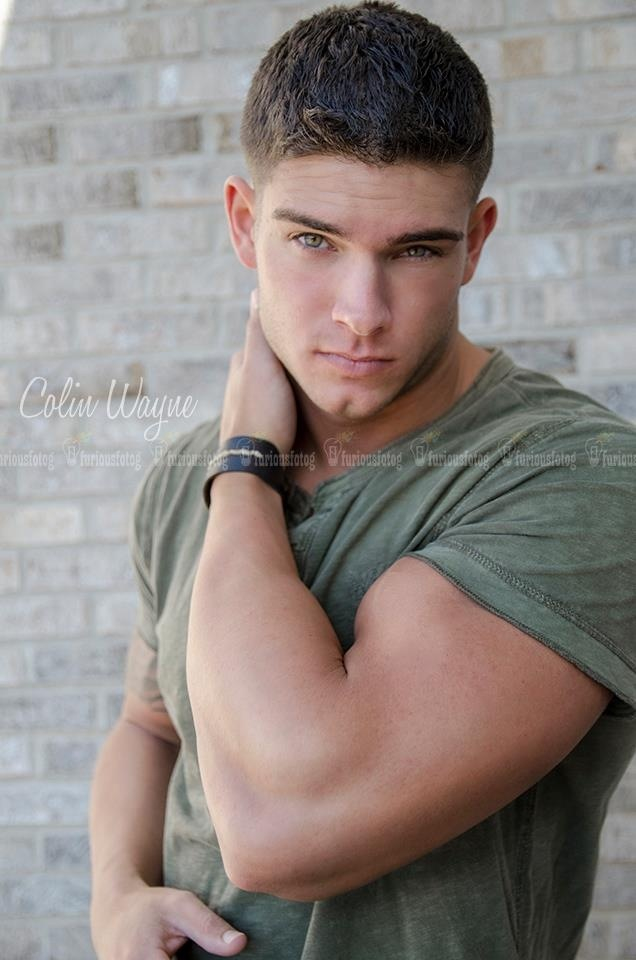 Hunk Colin Wayne