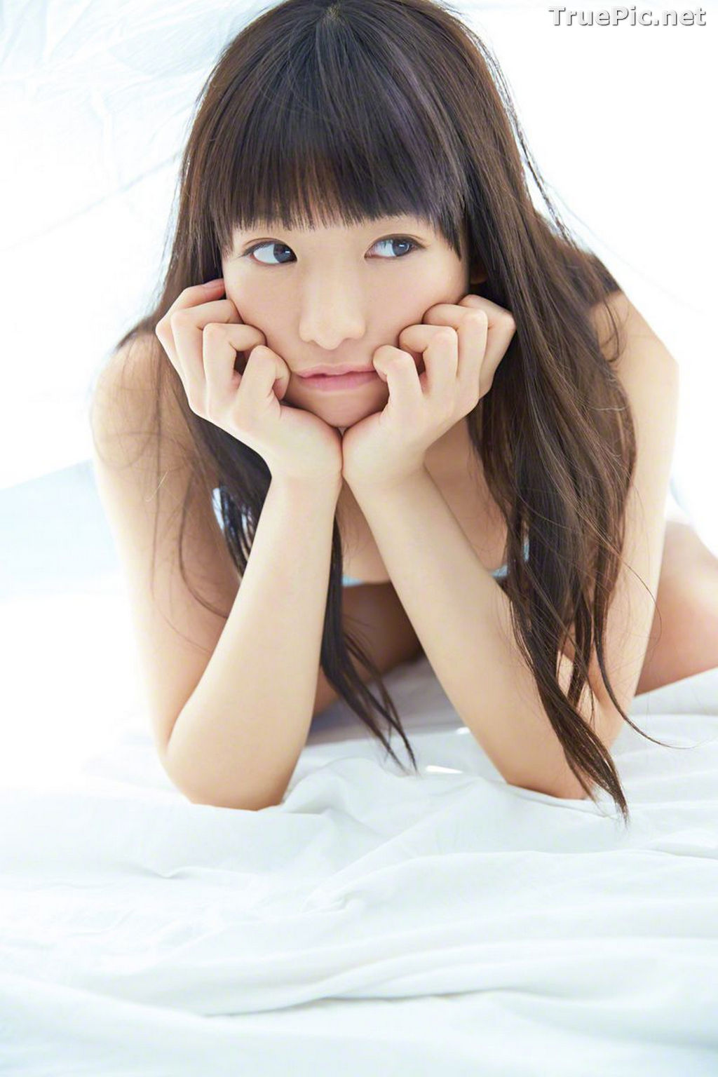 Image Wanibooks No.133 - Japanese Model and Singer - Hikari Shiina - TruePic.net - Picture-103
