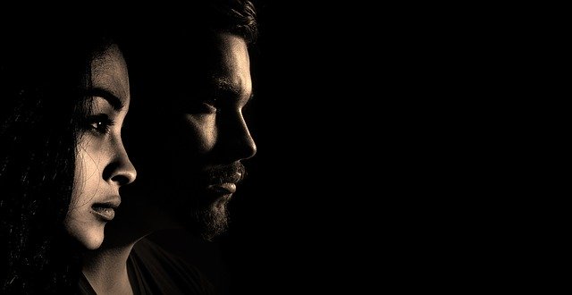 قصة فراق حبيبين تبعتها احداث مرعبة قصة فراق حبيبين تبعتها احداث مرعبة