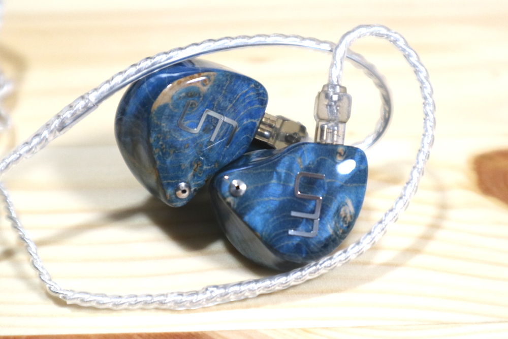 Unique Melody 3D Terminator 予約販売 www.shelburnefalls.com