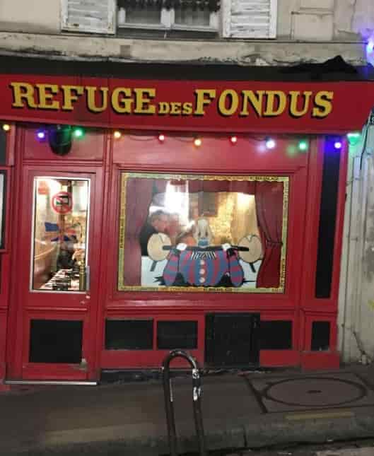 Le Refuge des Fondus, Paris - Prancis Restoran Paling Unik dan Aneh di Dunia