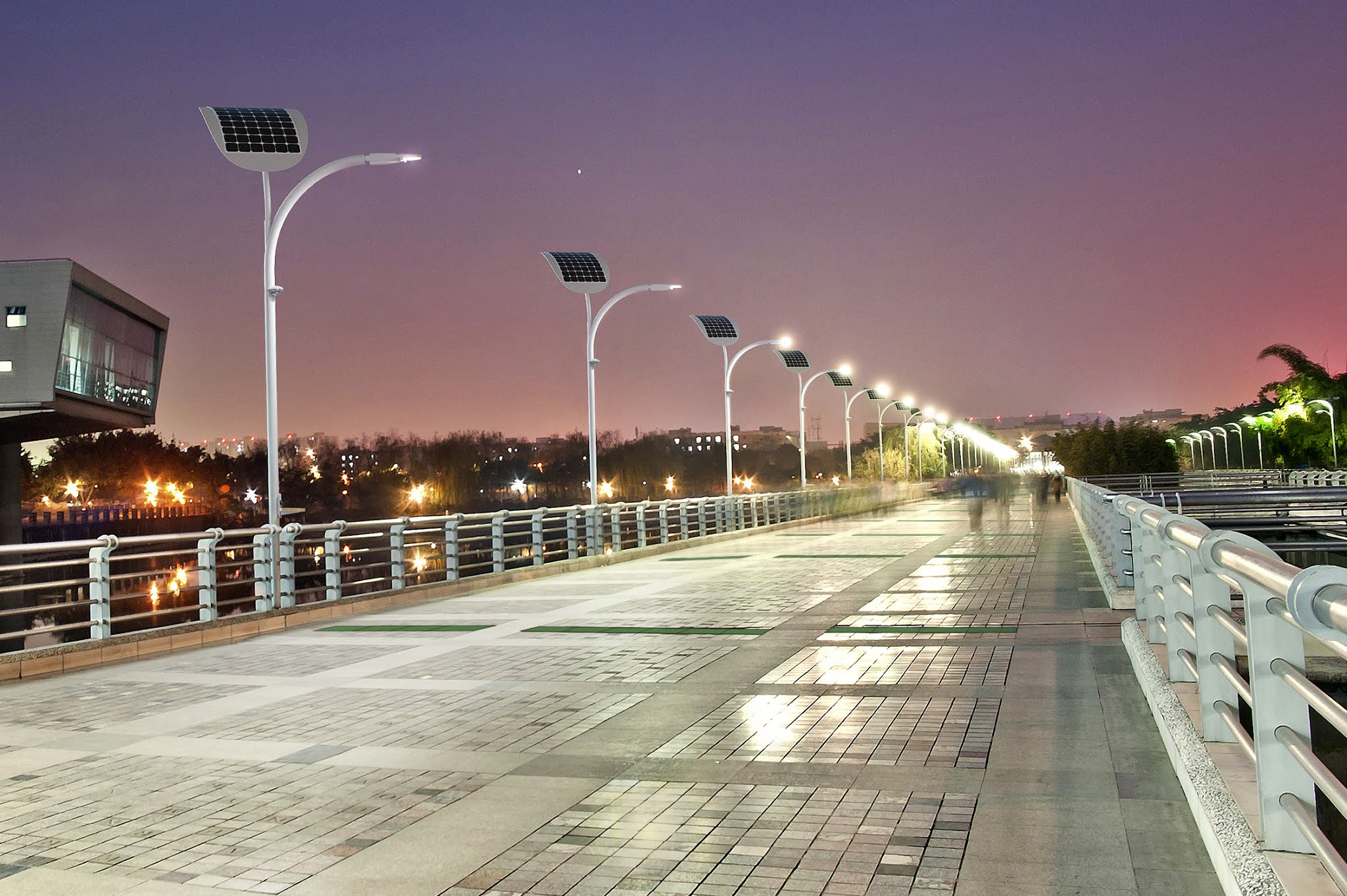 Significant Benefits Of Installing Solar Powered Street Lights