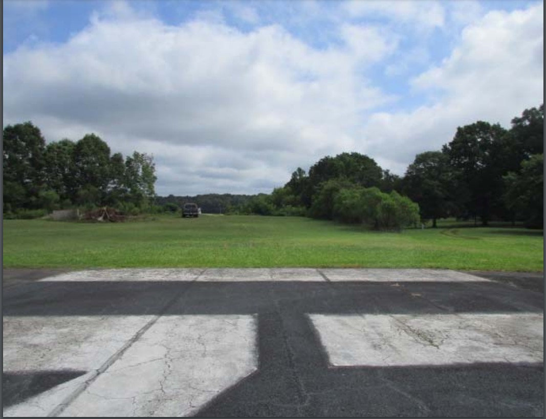 Kathryn's Report Runway Excursion Piper PA28235, N33JM; accident occurred July 28, 2020 at