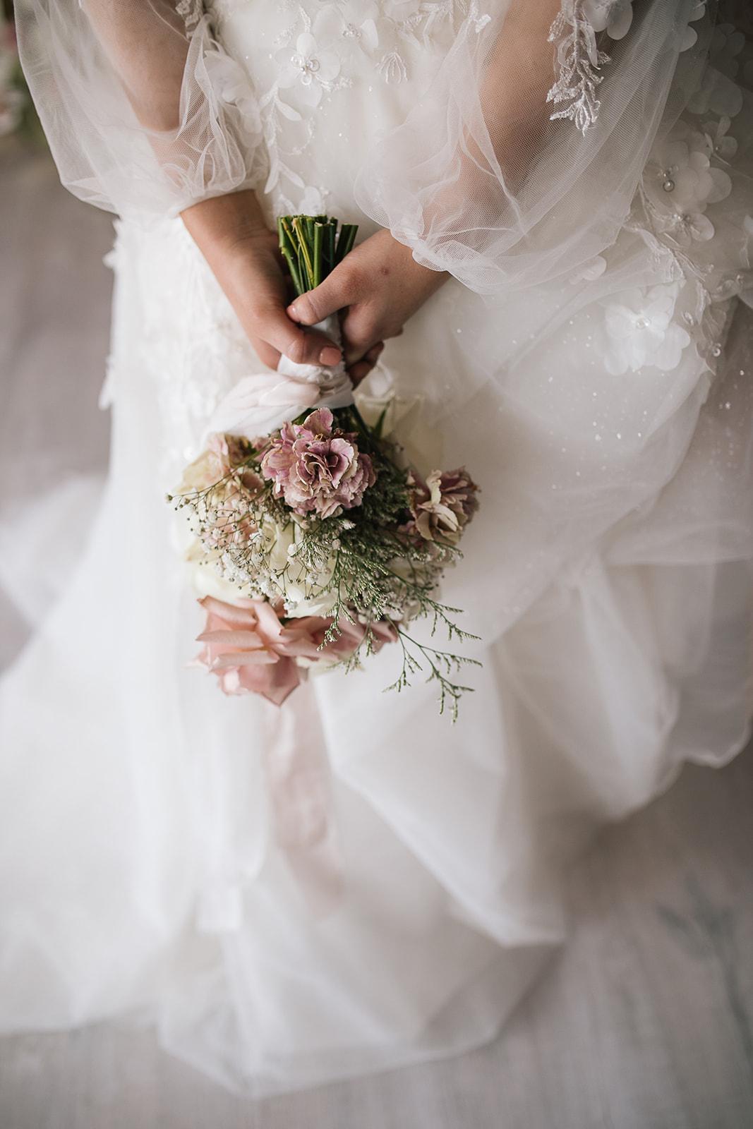 on the aisle blog | ballerina bridal shoot jennifer burch photography central coast weddings nsw bridal gowns floral design pinic setup cake