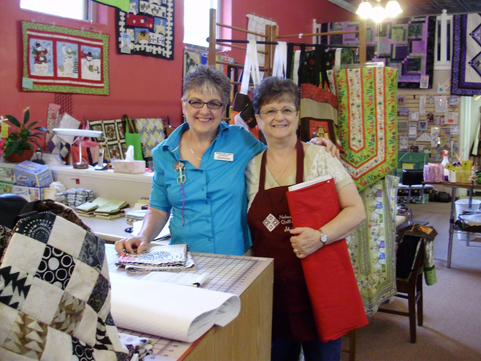 Everyone Deserves a Quilt: Sewing Sisters and Friday Finishes