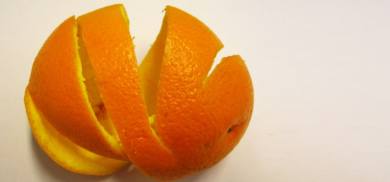 Oranges Benefits Rubbing orange peel on face