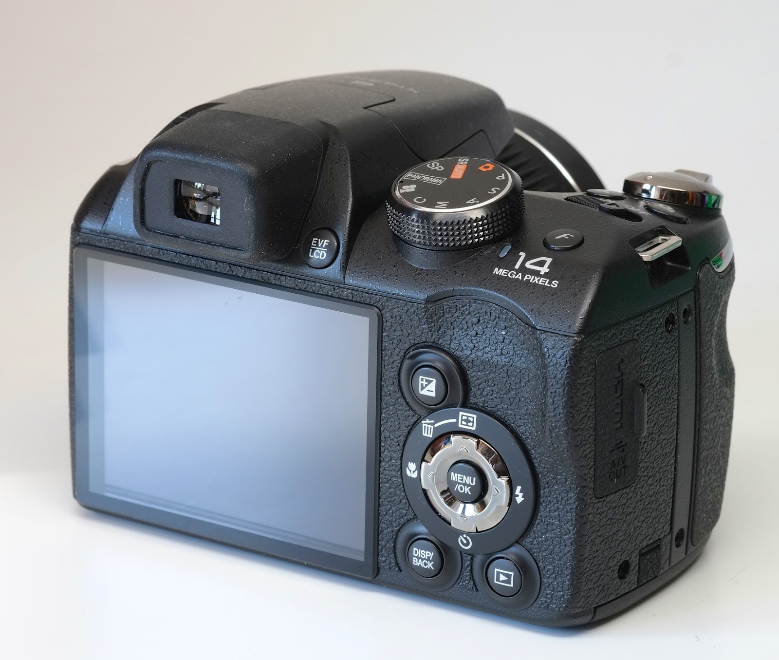 Thoughts From My Camera: Taking Apart a FinePix Digital Camera