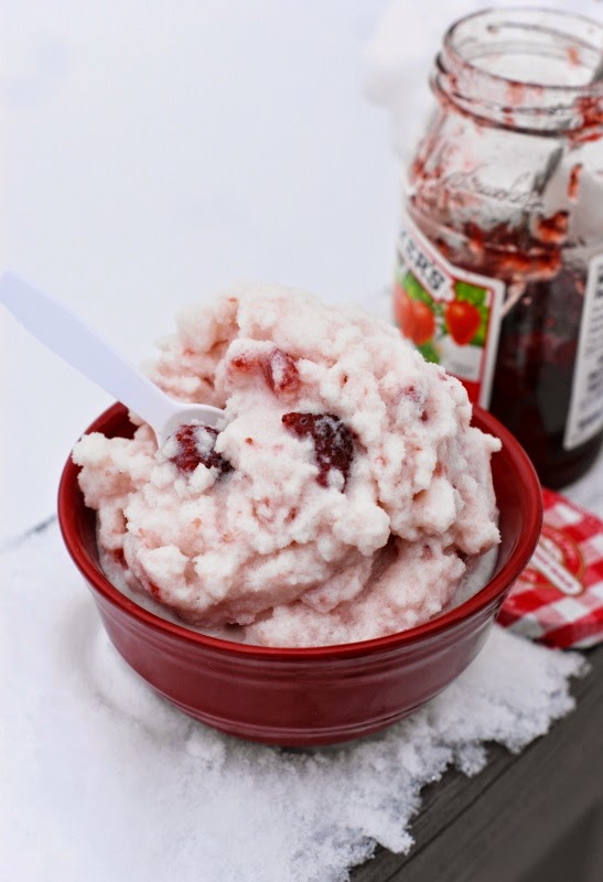 Strawberry Snow Cream image