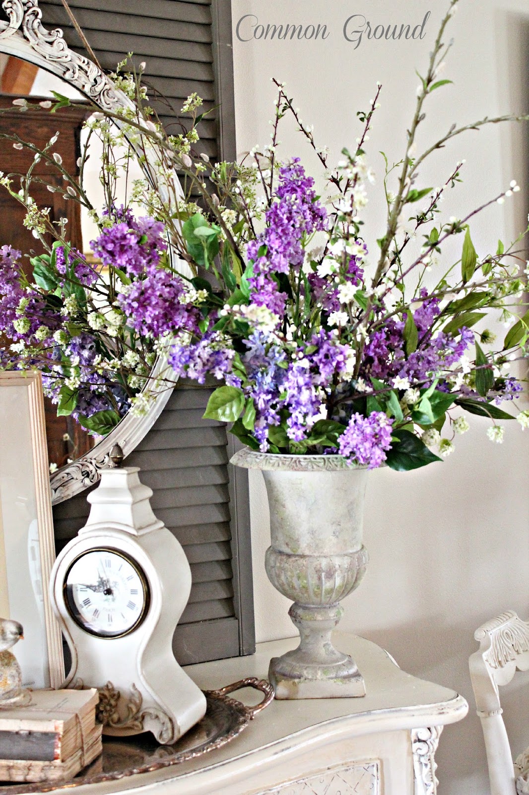 common ground Entry Urn for Spring