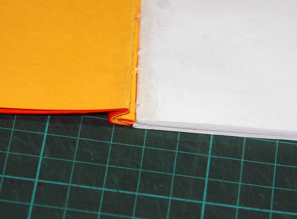 reino artesanal ONION SKIN BINDING ENCUADERNACIÓN DE PIEL DE CEBOLLA